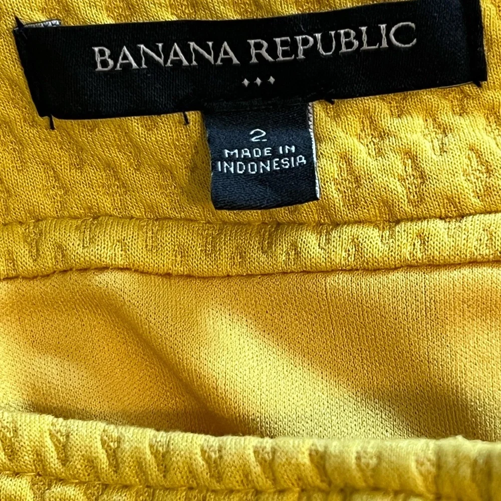 💛Banana Republic Mustard Mini Pencil Skirt NWOT - Picture 3 of 4